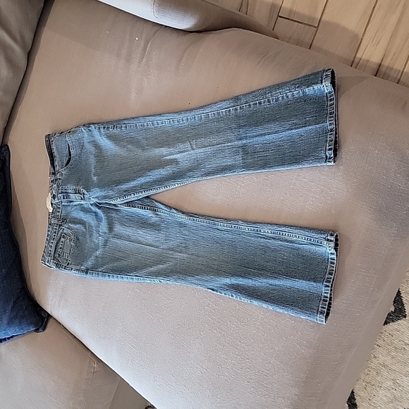 LEVI STRAUSS stretch low rise boot cut - Picture 4 of 4